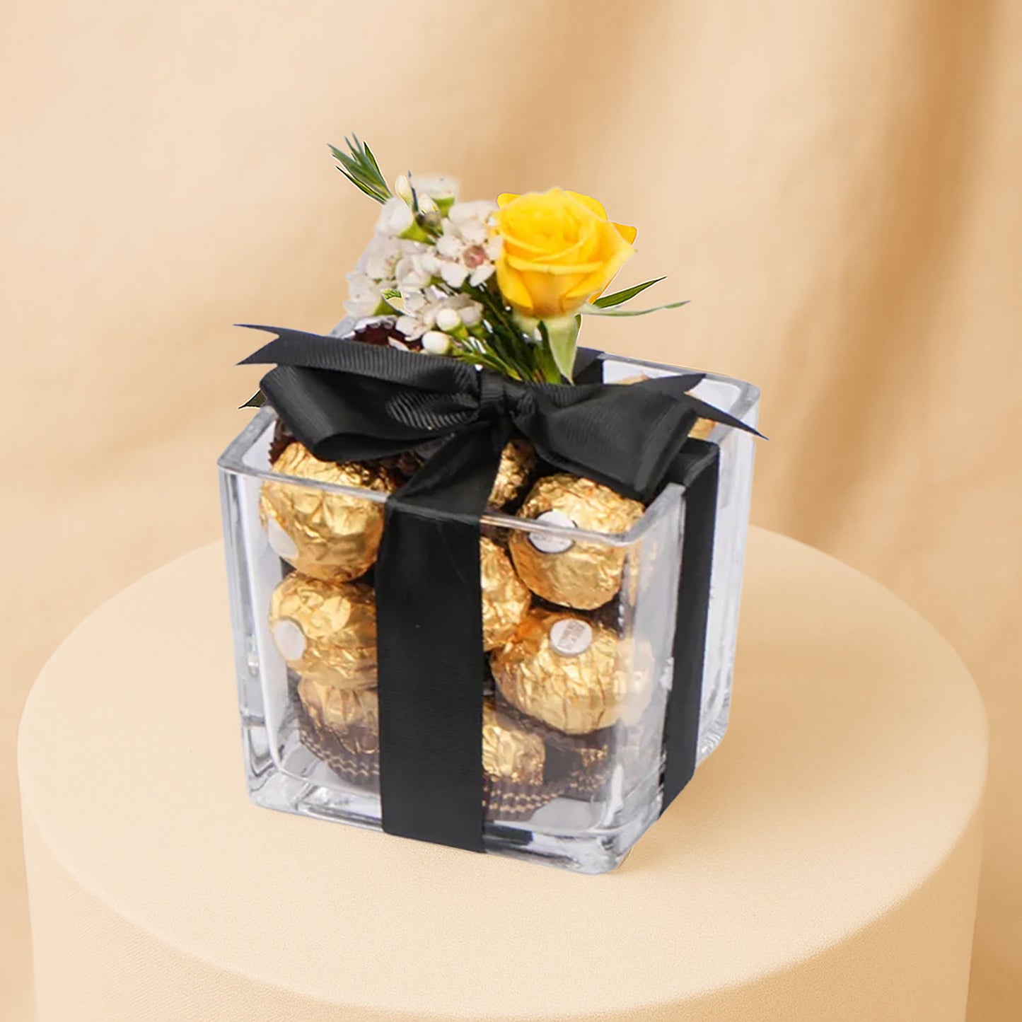 Beautiful Yellow Rose Bouquet Combo
