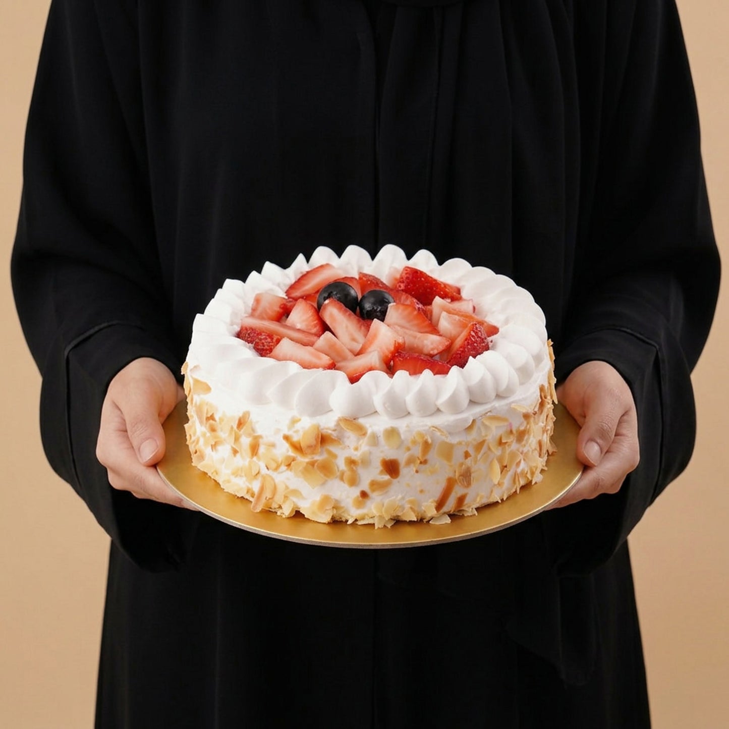 كيك شرائح اللوز بالفراولة