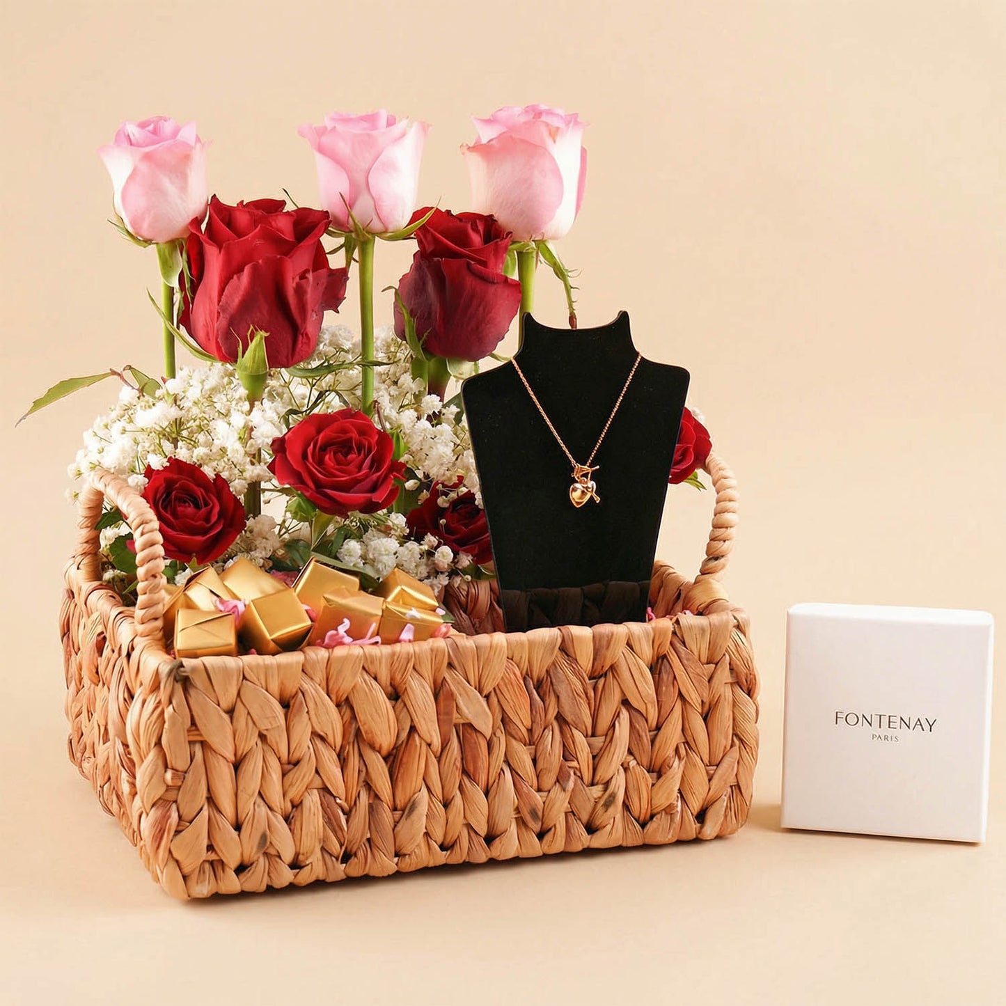 Fontenay Necklace with Rose Basket n Chocolate 