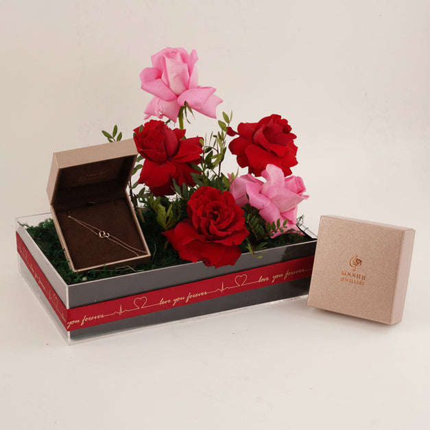 KOOHEJI Gold & Diamond Bracelet with Roses