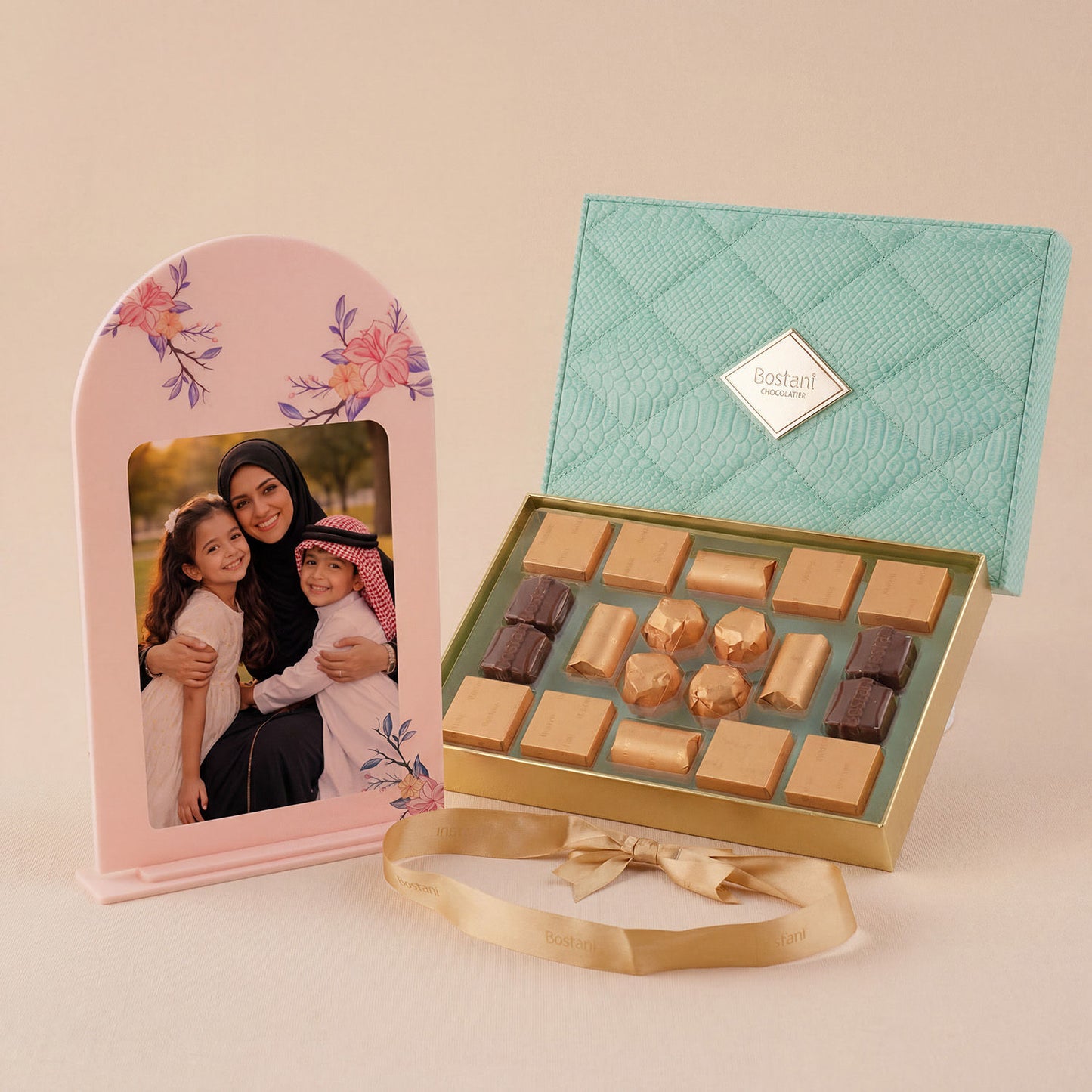 Bostani Chocolate & Customized Frame for Mom