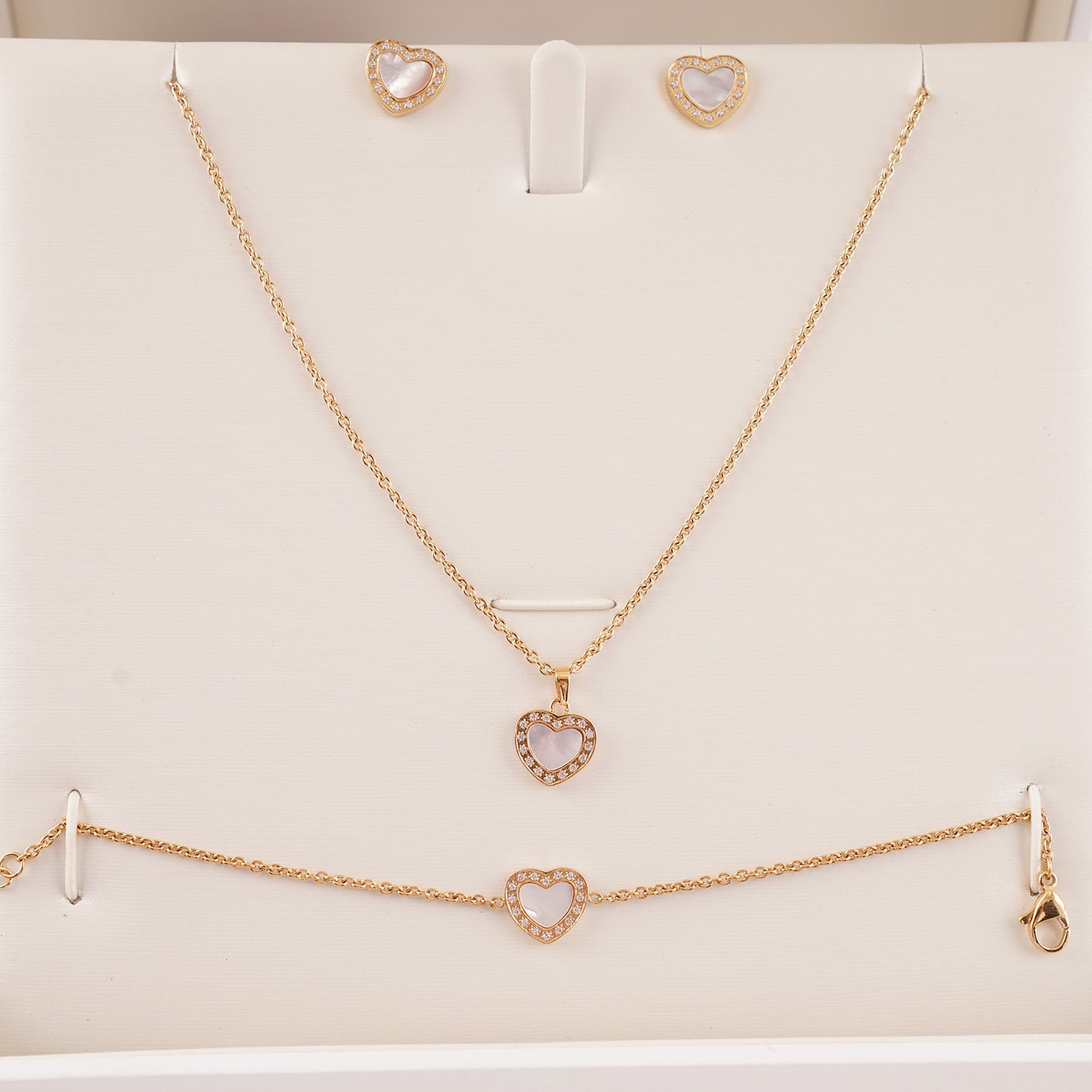 Police Lumora Valentine’s Jewelry & Roses Gift