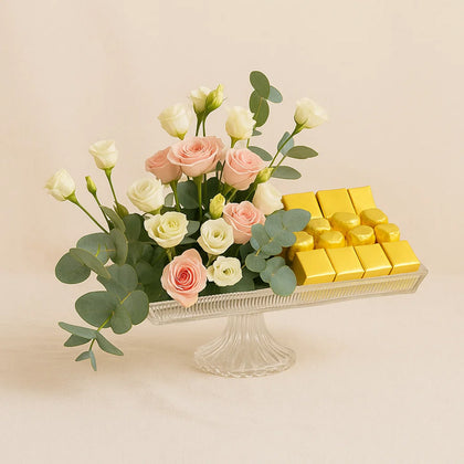 Patchi n Roses Glass Pedestal Stand
