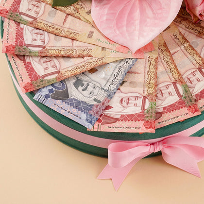 Artificial Flowers and 1500 SAR Money Arrangement