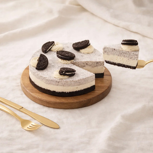 Classic Oreo Cheesecake