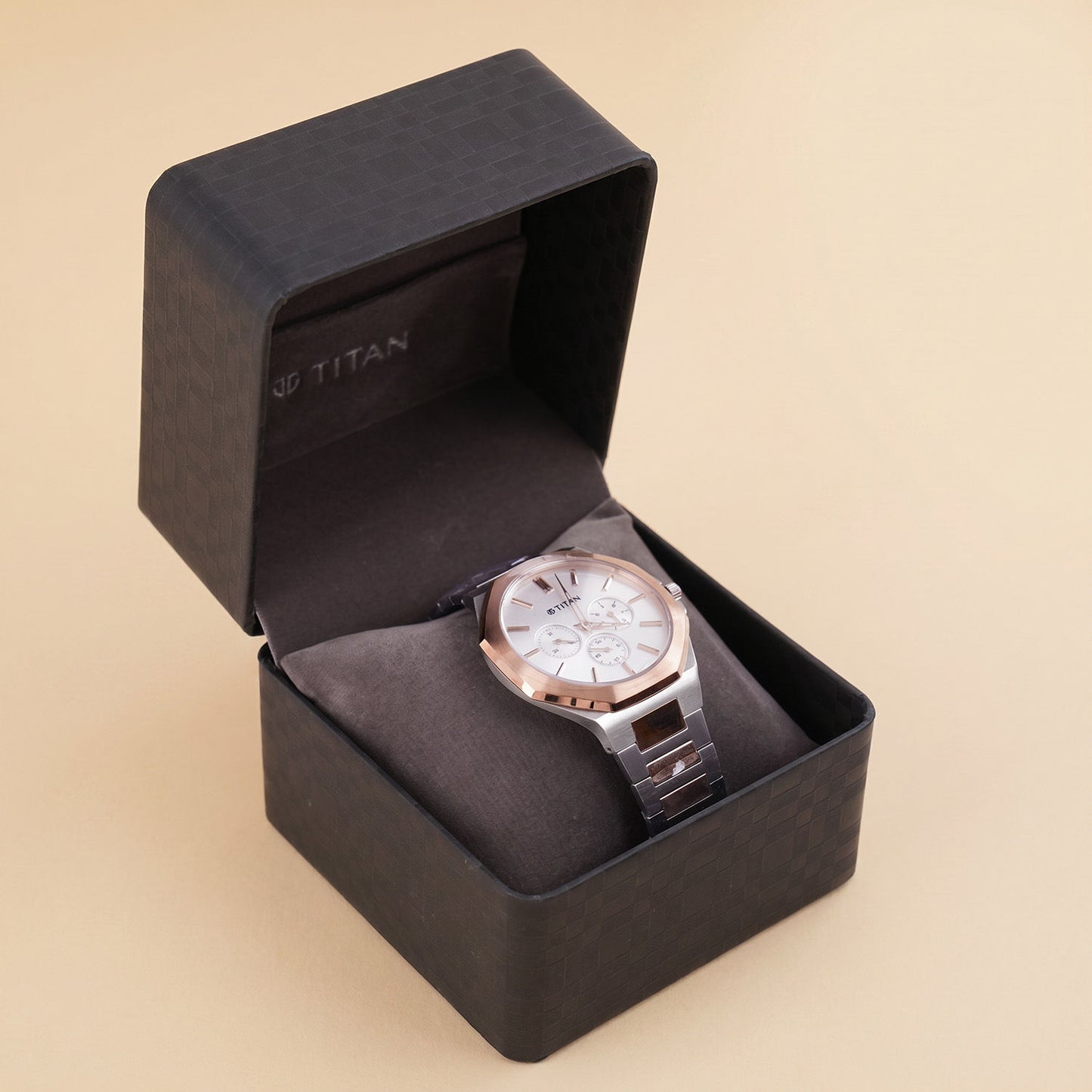 Luxurious Gift Box with Titan Watch and White Rose Bouquet