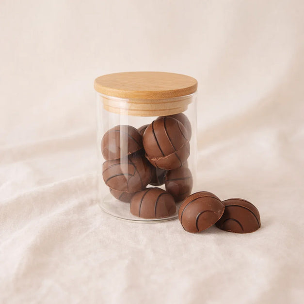 Godiva & Nuts Gift Basket