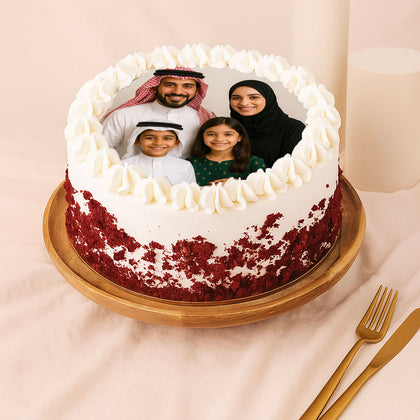 Irresistible Photo Red Velvet Cake