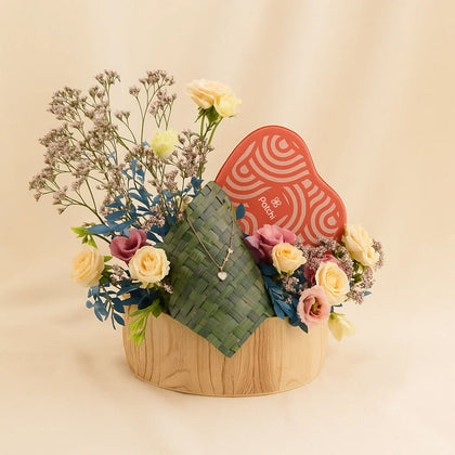 Fontenay Paris Necklace With Patchi n Heartfelt Bloom