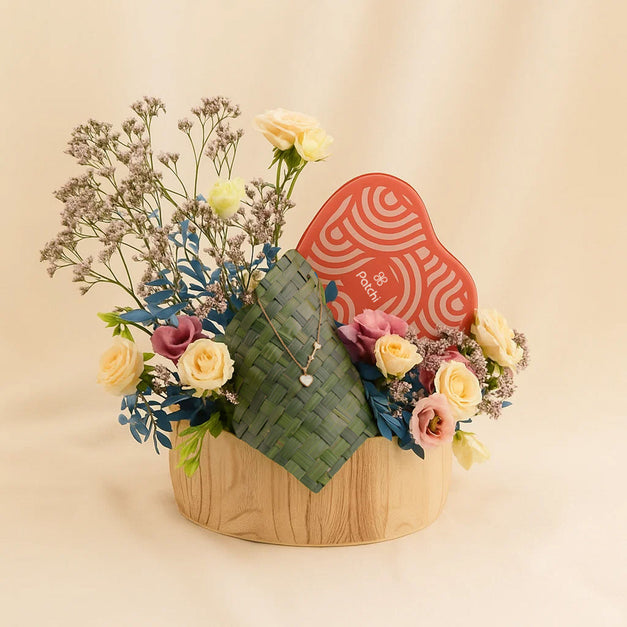 Fontenay Paris Necklace With Patchi n Heartfelt Bloom