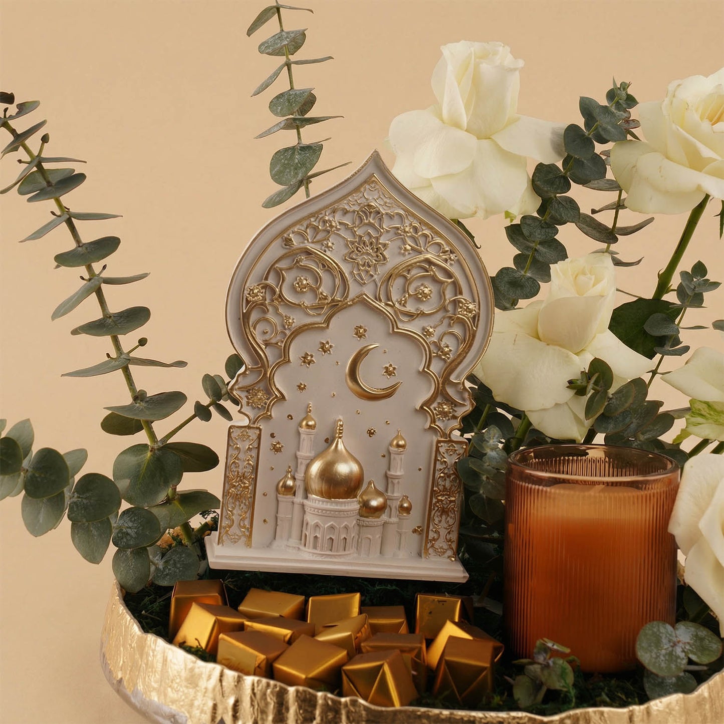 طبق ورد رمضان الذهبي مع شوكولاتة