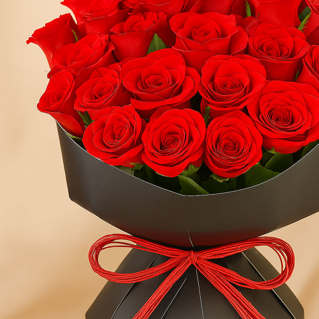 Romantic Red Roses Sleeve Bouquet | 30 Roses