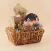 سلة هدايا الضيافة مع الورد و مبخرة