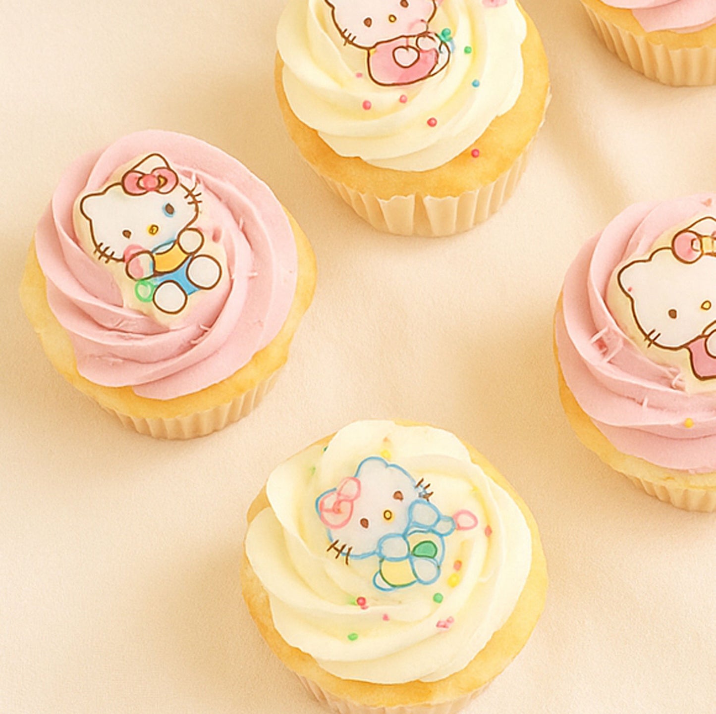 Hello Kitty Cupcakes